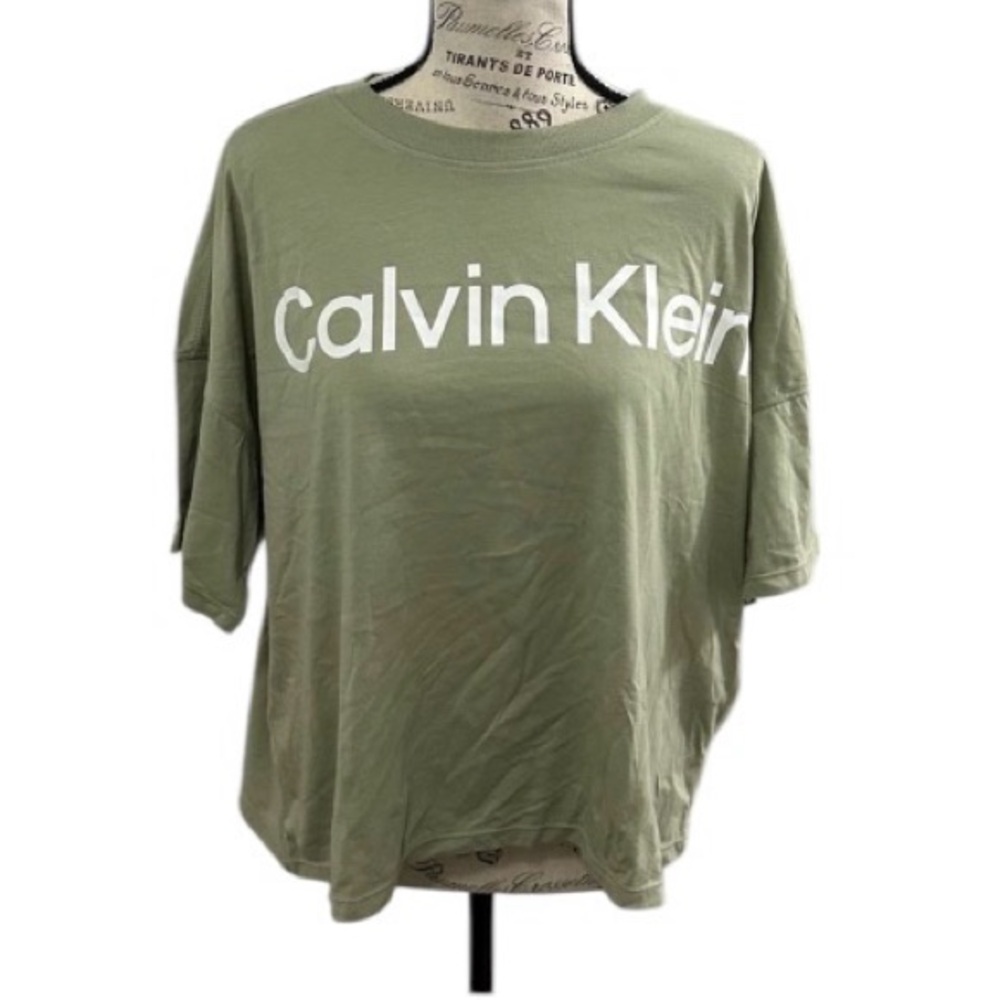 Calvin Klein Performance
Women's Olive Green Logo Cropped T-Shirt Size XL